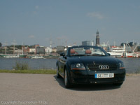 13. August 2000 / Hamburg / Foto-Shooting im Hamburger Hafen